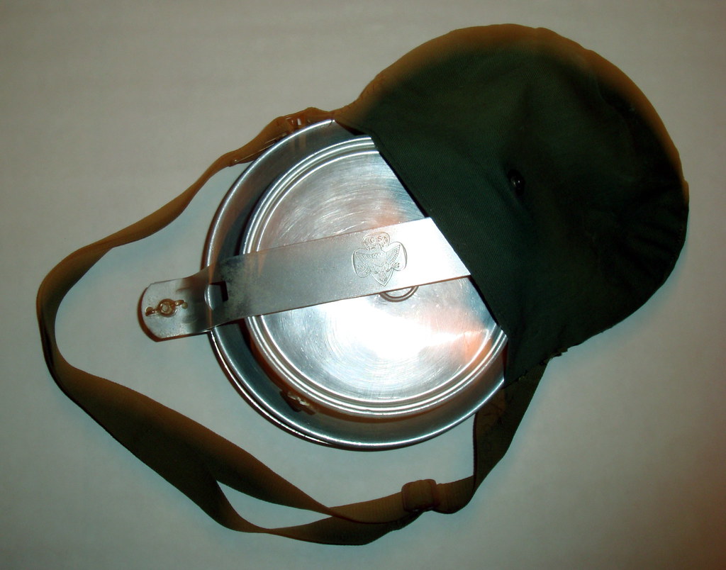 Vintage Mess Kit (eBay) This dates back to my time in the … Flickr