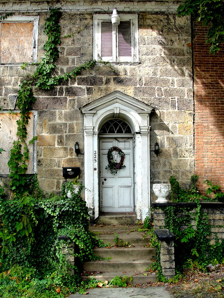 Pennsylvania Canonsburg Abandoned historic building at t… Flickr