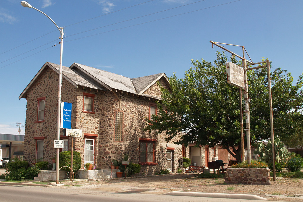 Fort Stockton Texas a small old Historic TX town 2010 Buil… Flickr