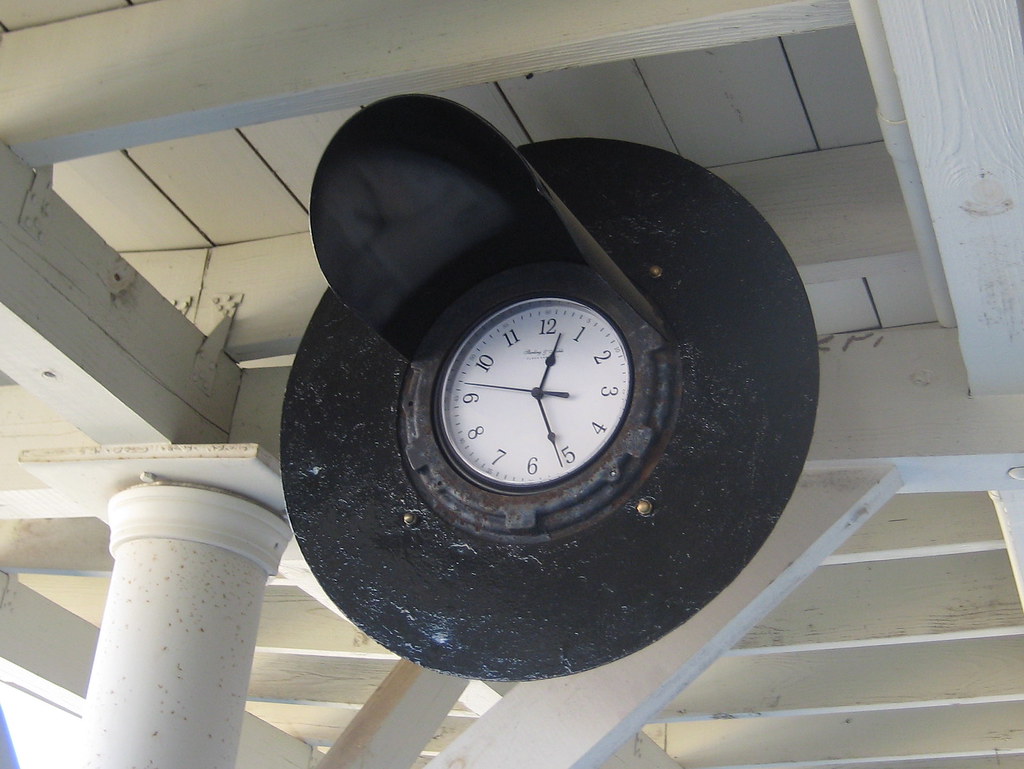 IMG_1617 The Cedar Town "Train Depot" had this neat clock … Flickr