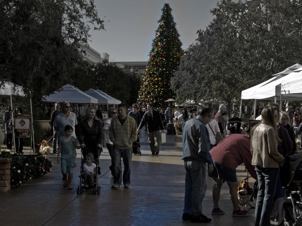 Mutts on Main Street "Mutts on Mainstreet" Pet Adoption at… Flickr