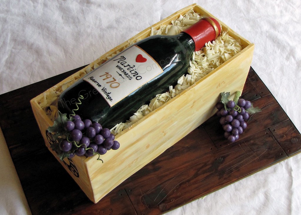 Wine Bottle Cake This was made to celebrate my parents' 40… Flickr