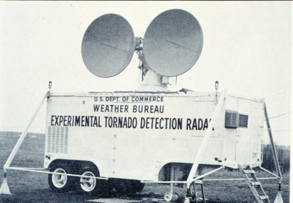 wea01227 The Weather Bureau's first experimental Doppler R… Flickr