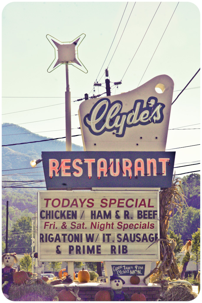 Clyde's Restaurant Hazelwood, NC (near Waynesville) Paula Roberts