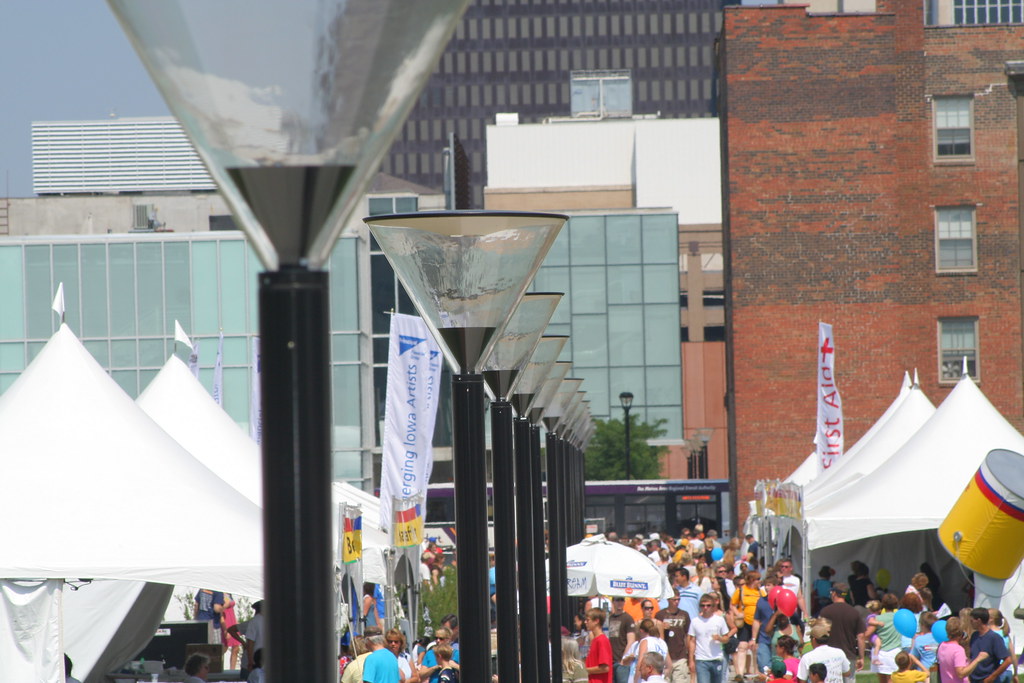 Des Moines Art Festival 2007 (64) Douglas Porter Flickr