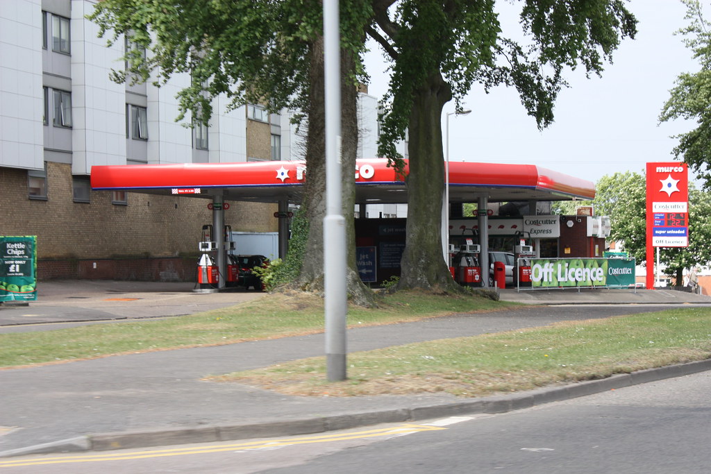 Murco, Dunstable Road Luton Bedfordshire 2010. Formally a … Flickr