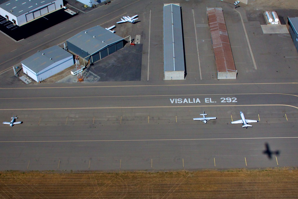 Visalia El. 292' Visalia Municipal Airport. Visalia, Calif… Chris