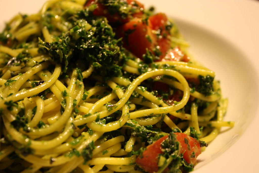 Kale pesto pasta Corn pasta (glutenfree, vegan) with a ve… Flickr