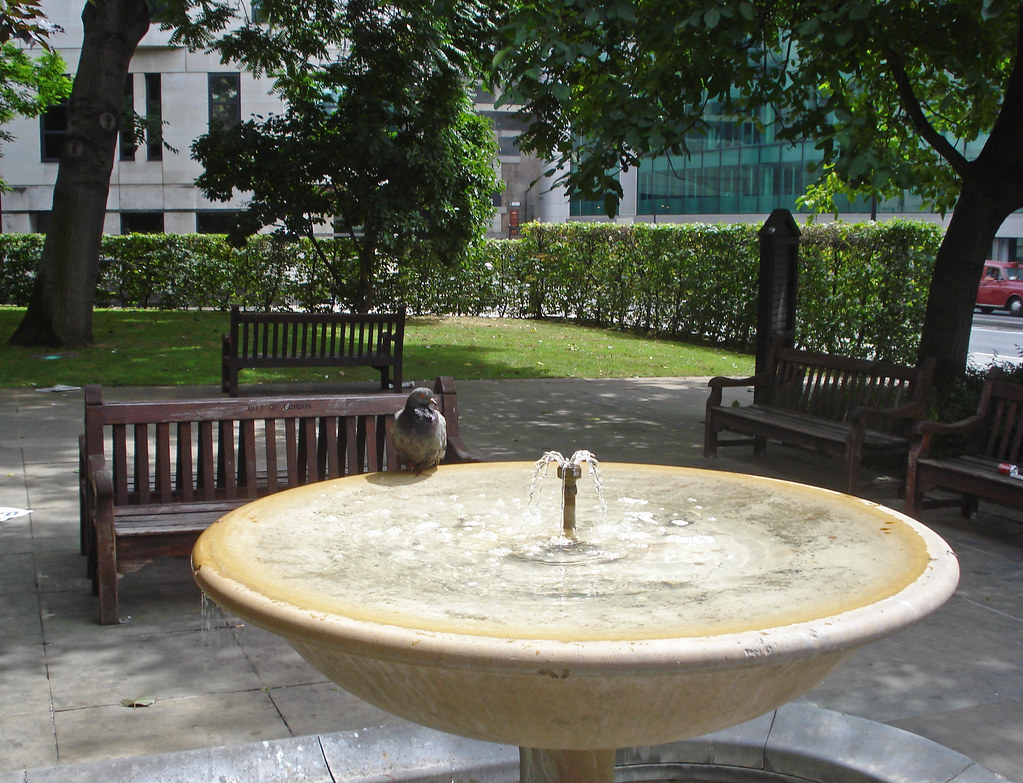 Whittington Gardens A typically tiny City public garden … Flickr