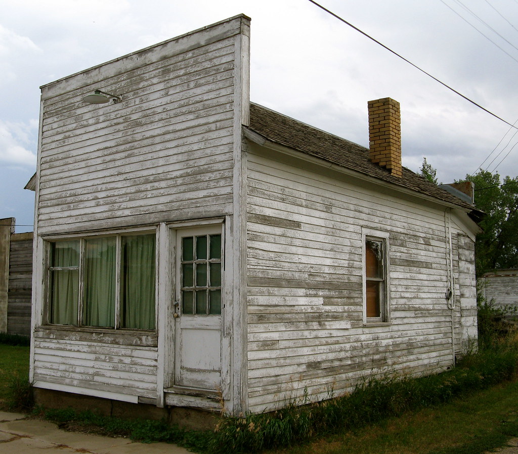 Commercial Building,Richey,Montana No clue what used to be… Flickr