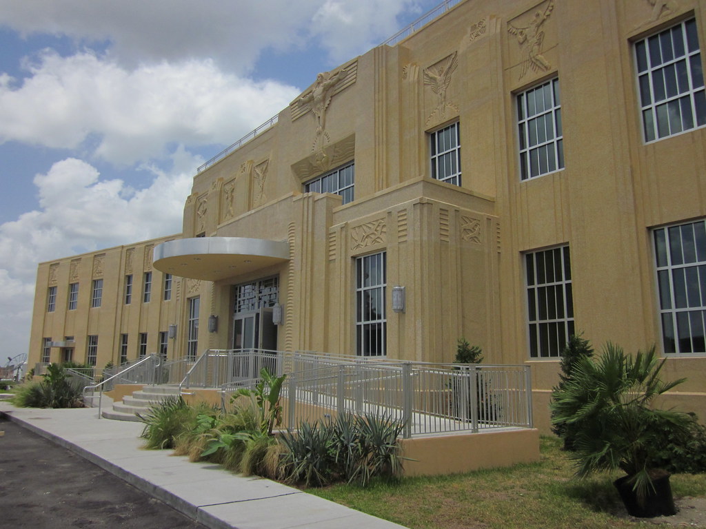 Lakefront Airport NOLA Front Door Wing New Orleans Lakefro… Flickr