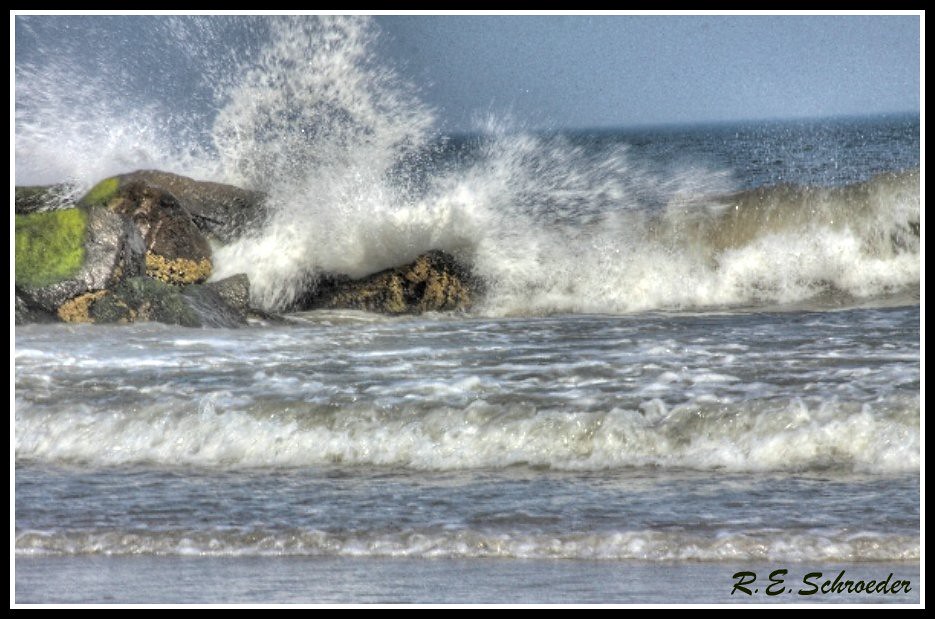 Jersey Shore Waves crashing up against the jetty in Sea Is… Flickr