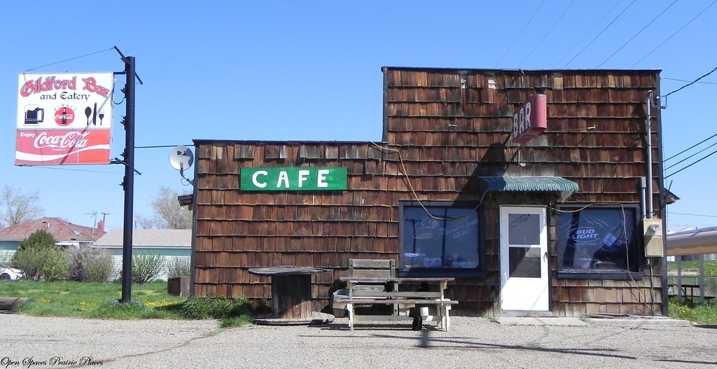 Gildford Bar, Montana Besides the Gildford Merc. building … Flickr