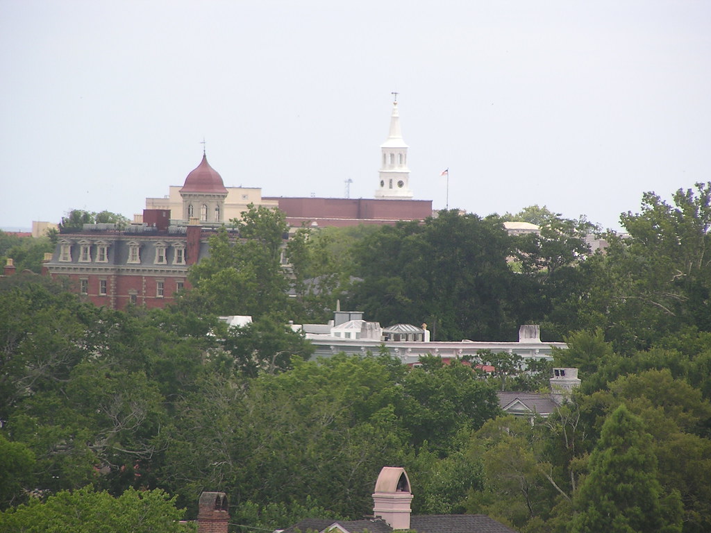 Charleston skyline, from Calhoun Street, Roper Hospital 08… Flickr