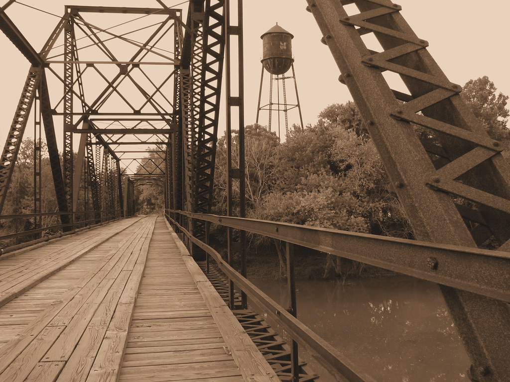 Judsonia Bridge across the Little Red River This old bridg… Flickr