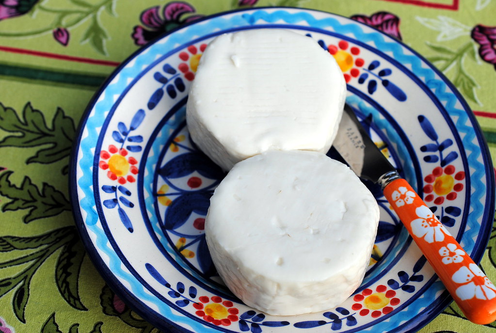 Portuguese goat cheese ) Zara Miravent Flickr