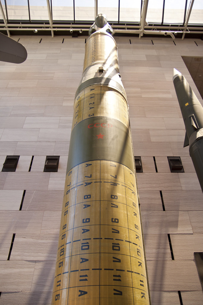 SS20 "Pioneer" Missile Nuclearcapable IRBM of the Soviet… Flickr