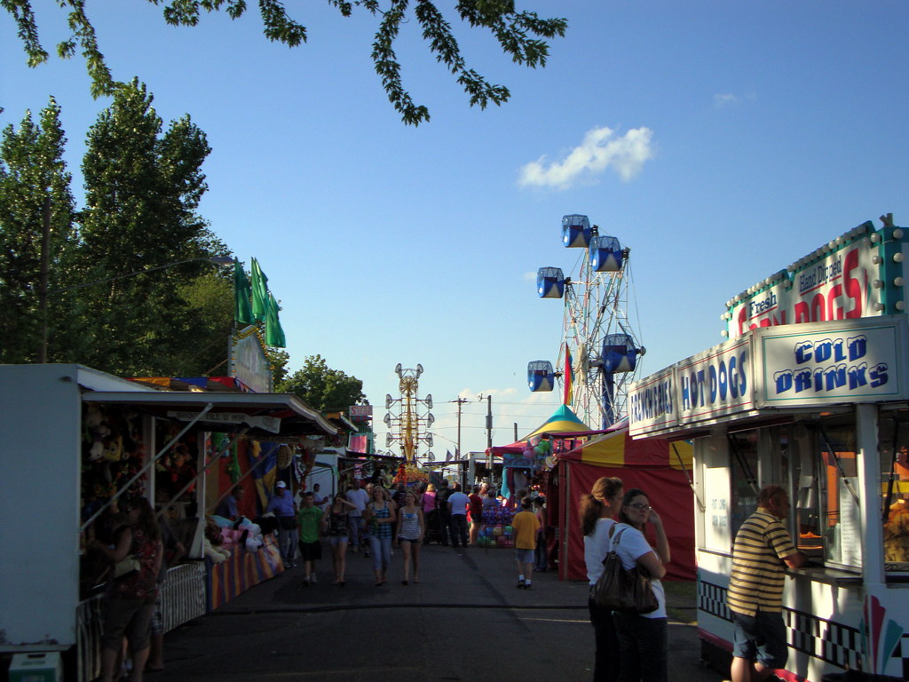 Colby Cheese Days Carnival Midway Mark Flickr