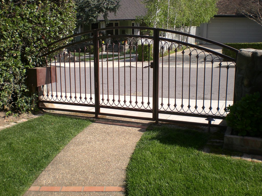 cumple ano de catalino pichers 032 L&J Ornamental Ironworks Flickr