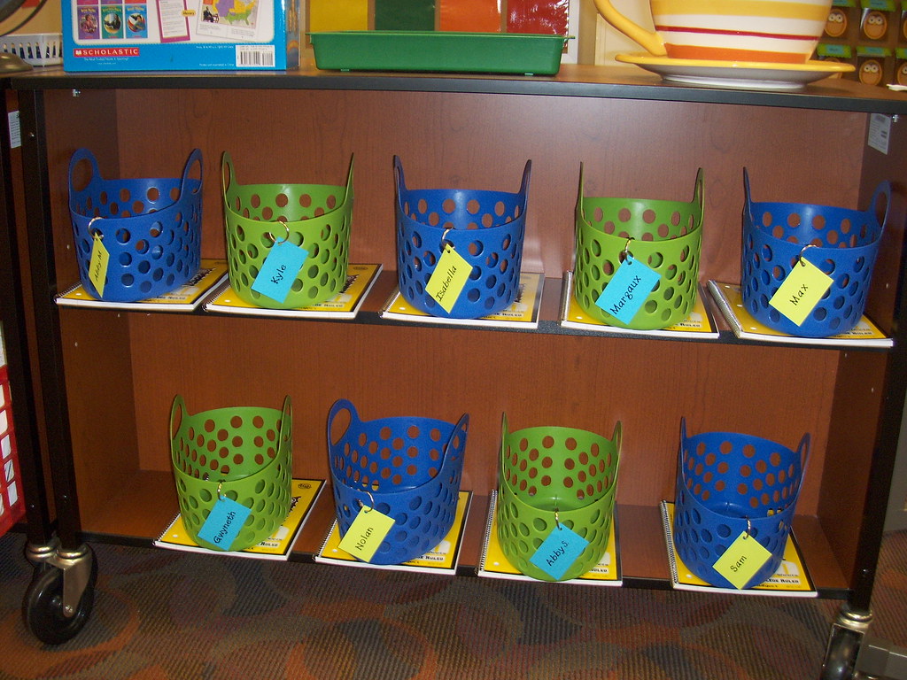 20102011 classroom photos 016 Book baskets with poetry no… Flickr