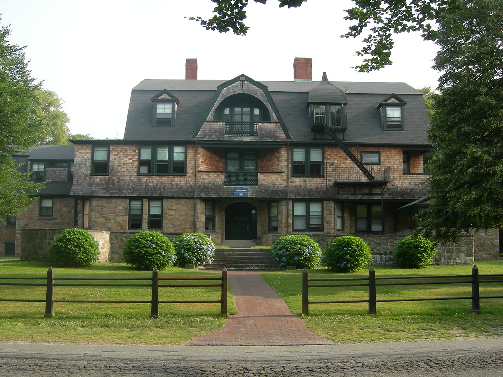 Our dorm, Ochre Lodge at Salve Regina University The break… Flickr