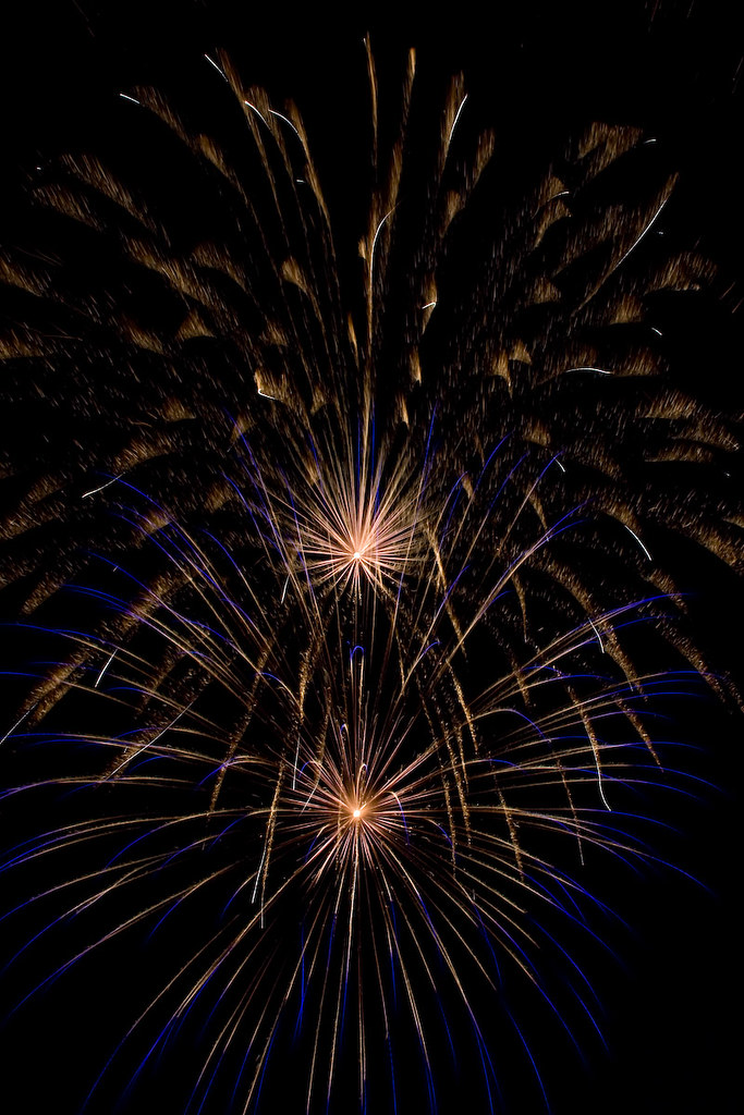 CJ259 Newtown Fireworks Independence Day fireworks in Newt… Flickr