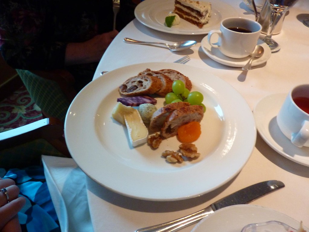 Bordeaux Dining Room Island Princess Rebecca Low Flickr