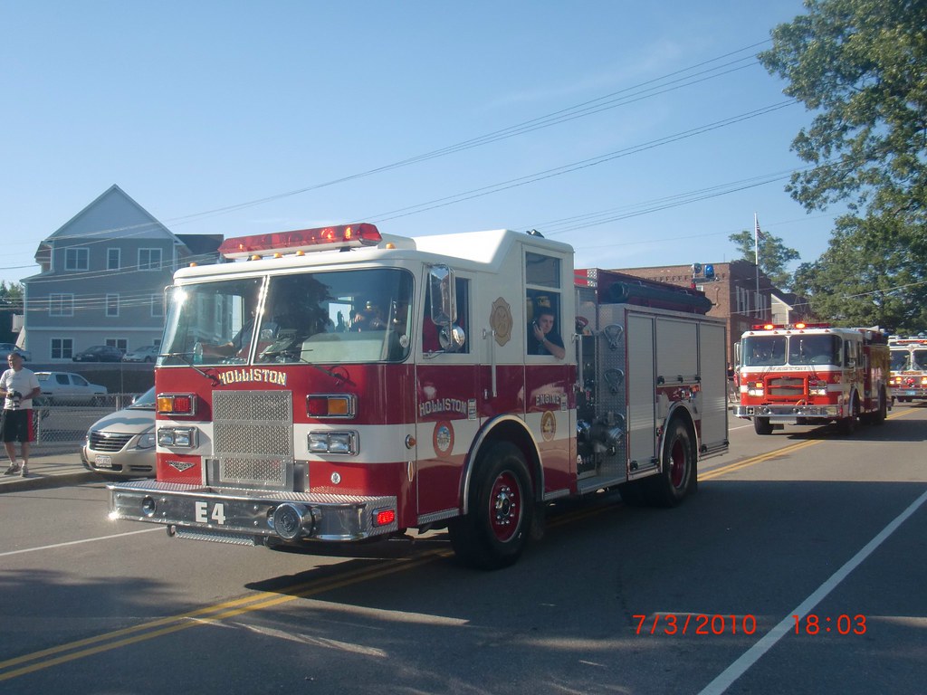 walpole, ma 2010 4th of july apparatus parade picture 19… Flickr