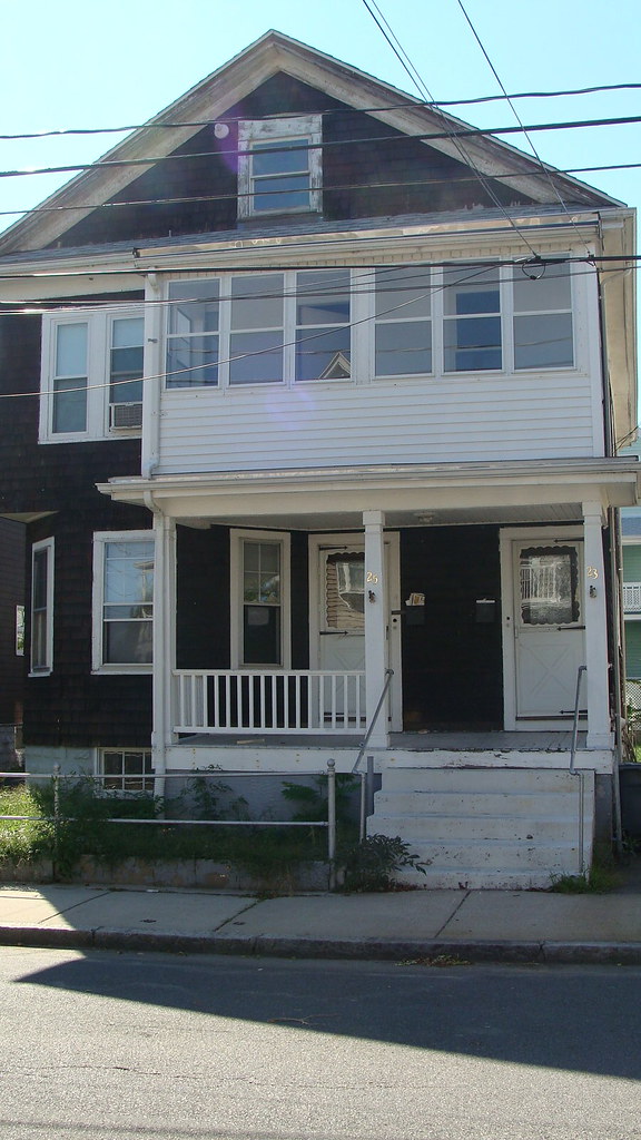 2324 Parkdale St Peter & Joyce Grace Flickr