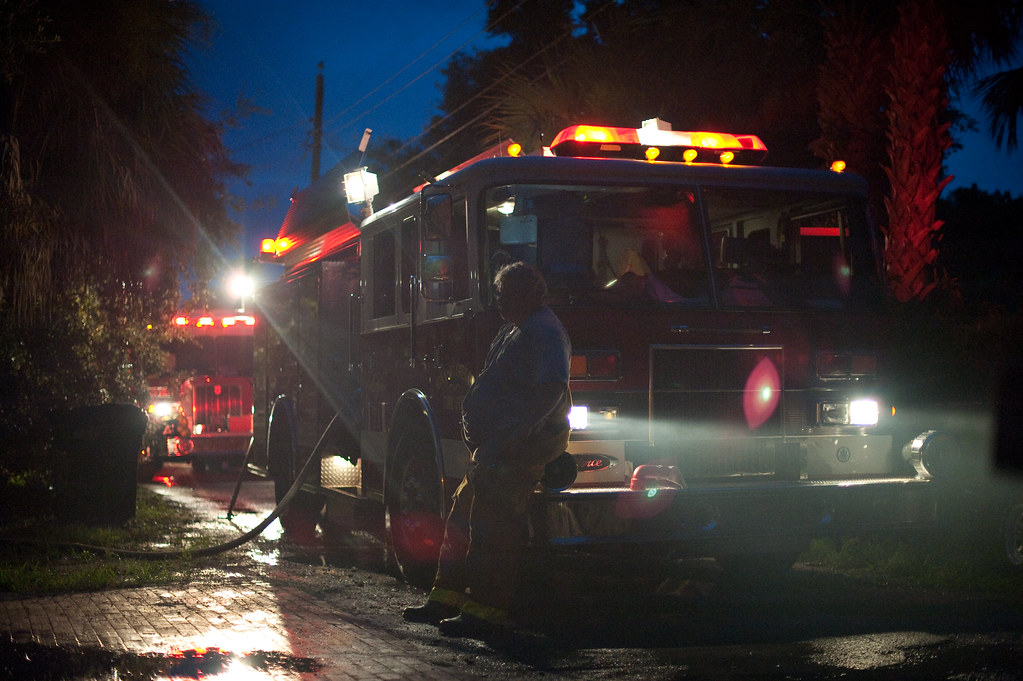 Iona McGregor Fire District, Florida Dwelling Fire, 1225… Flickr