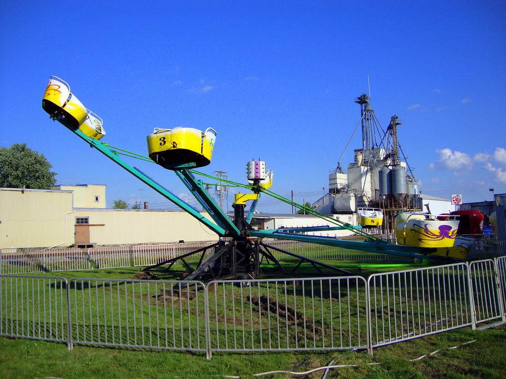 Indianhead Amusements Octopus, Colby Cheese Days. Mark Flickr