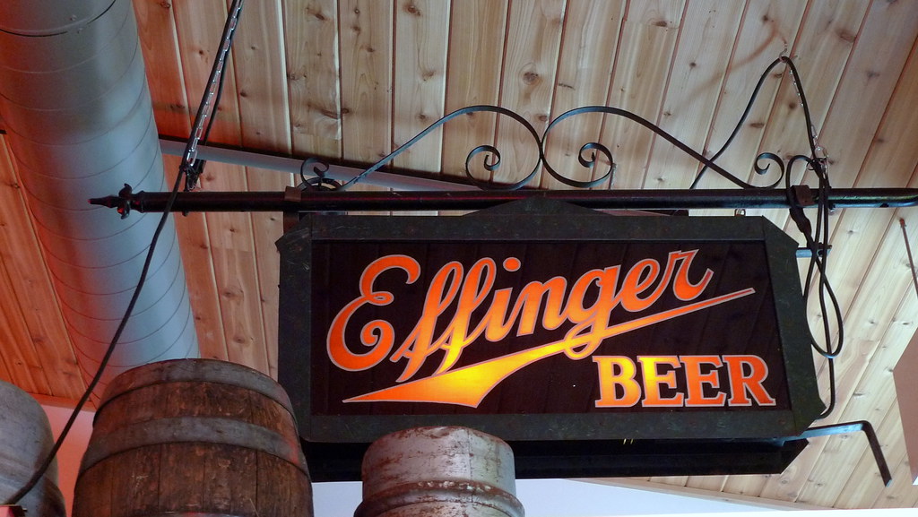 P1040345r1 Potosi Wisconsin June 2010 Potosi Brewery Neon … Flickr