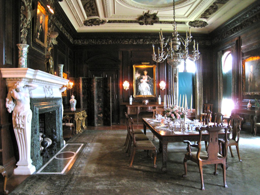 dining room, Old Westbury Gardens J. Zay Flickr