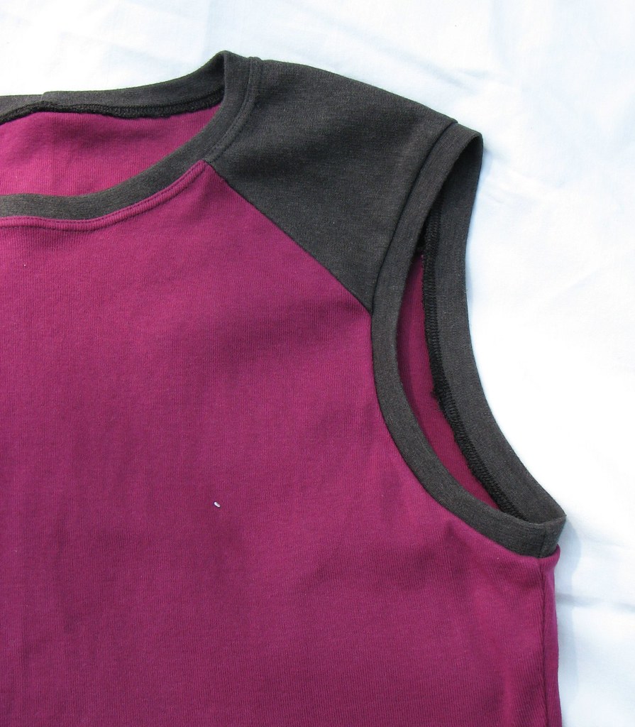 New Look 6160 The pattern suggests hemming the armholes wi… Flickr