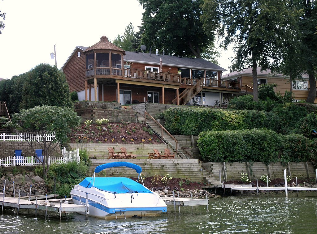 Lakeview of job Lake view of landscape job bert_beer Flickr