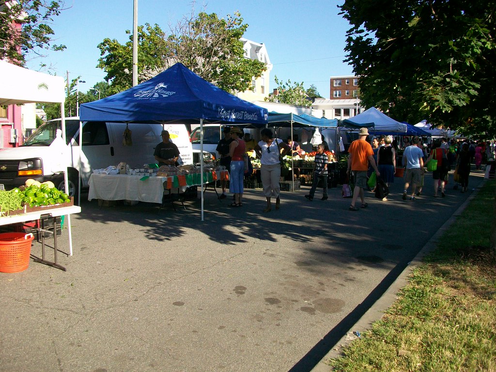 Petworth Farmer's Market I Ave. & Taylor St. 7/2/1… Flickr