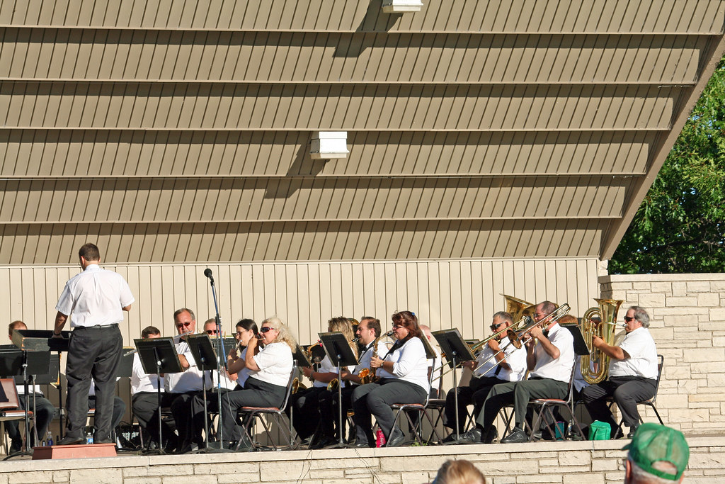 Escanaba 07.16.10 005 Escanaba City Band playing in Luding… Flickr