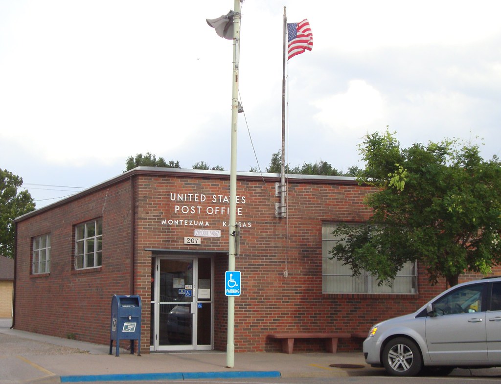Post Office 67867 (Montezuma, Kansas) Montezuma has just u… Flickr