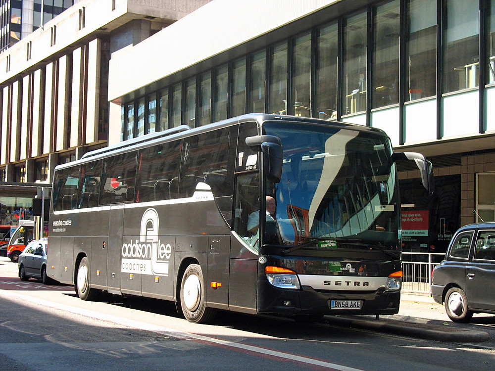 UK London coach Addison Lee Coaches Setra reg BN58AKG o… Flickr