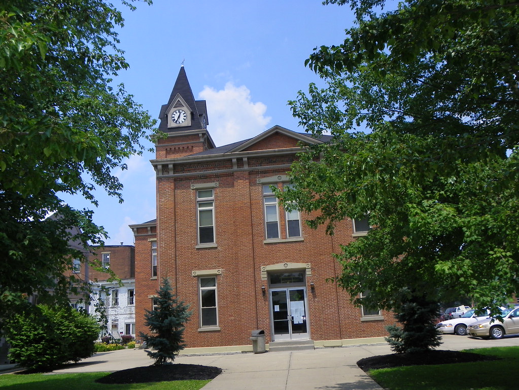 Pendlelton County Courthouse Falmouth, Kentucky J. Stephen Conn