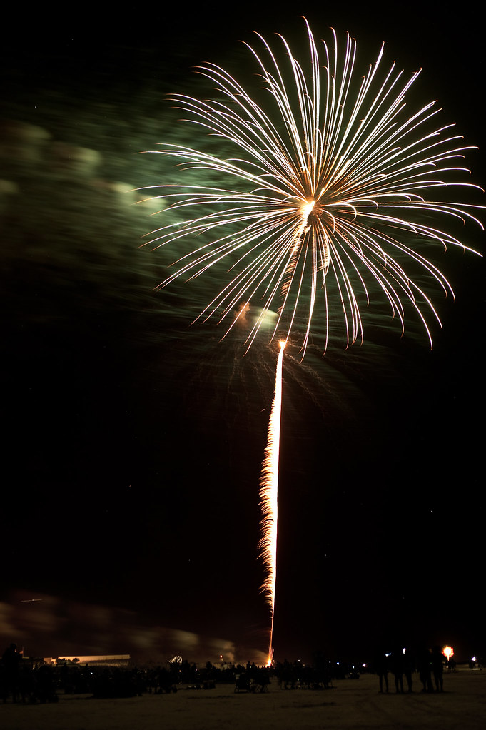 Jekyll Island Fireworks Better on my Blog Exposure2.7 Ape… Flickr