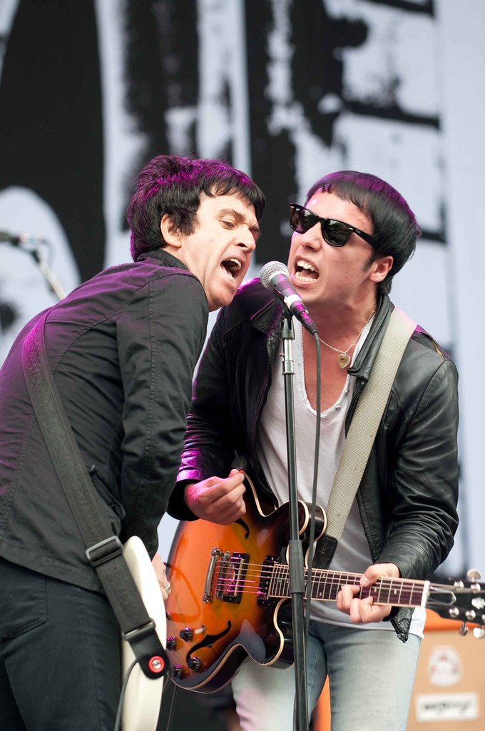 The Cribs The legendary Johnny Marr with Ryan Jarman. By F… Flickr