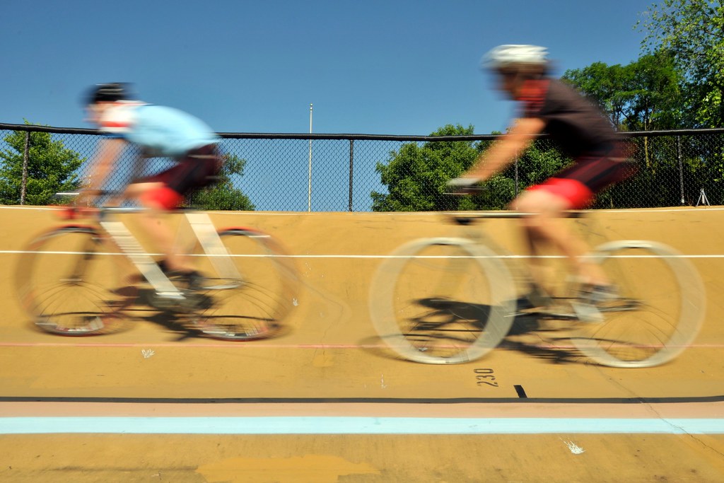 Track bikes in motion Cyclists in motion at the Washington… Flickr
