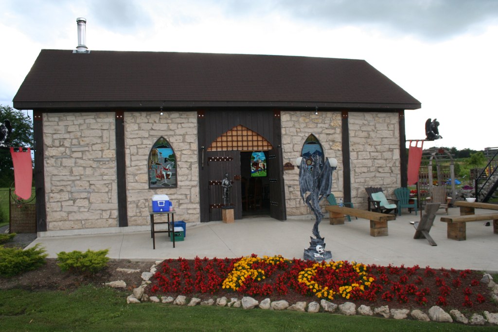 Finally Oaks Edwin Hall and Sitting Area Edwin Hall and an… Flickr
