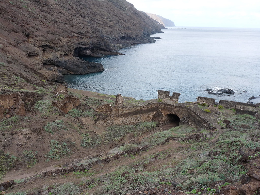 St. Helena, Banks' Battery Pauline and John Grimshaw Flickr