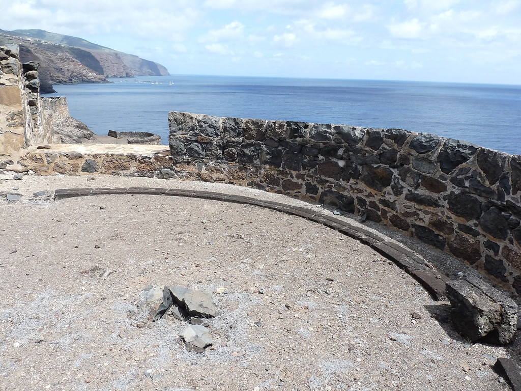 St. Helena, Banks' Battery Upper gun platform Pauline and John Grimshaw Flickr