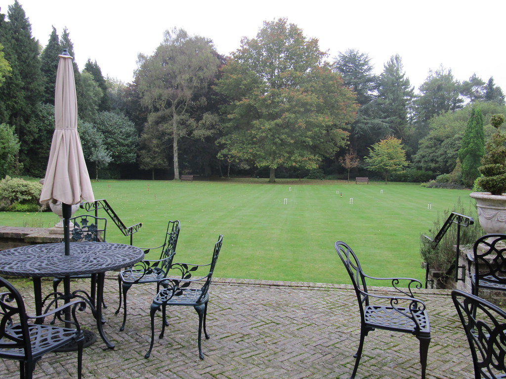 Croquet lawn, Castle Village Berkhamsted Jane Peters Flickr
