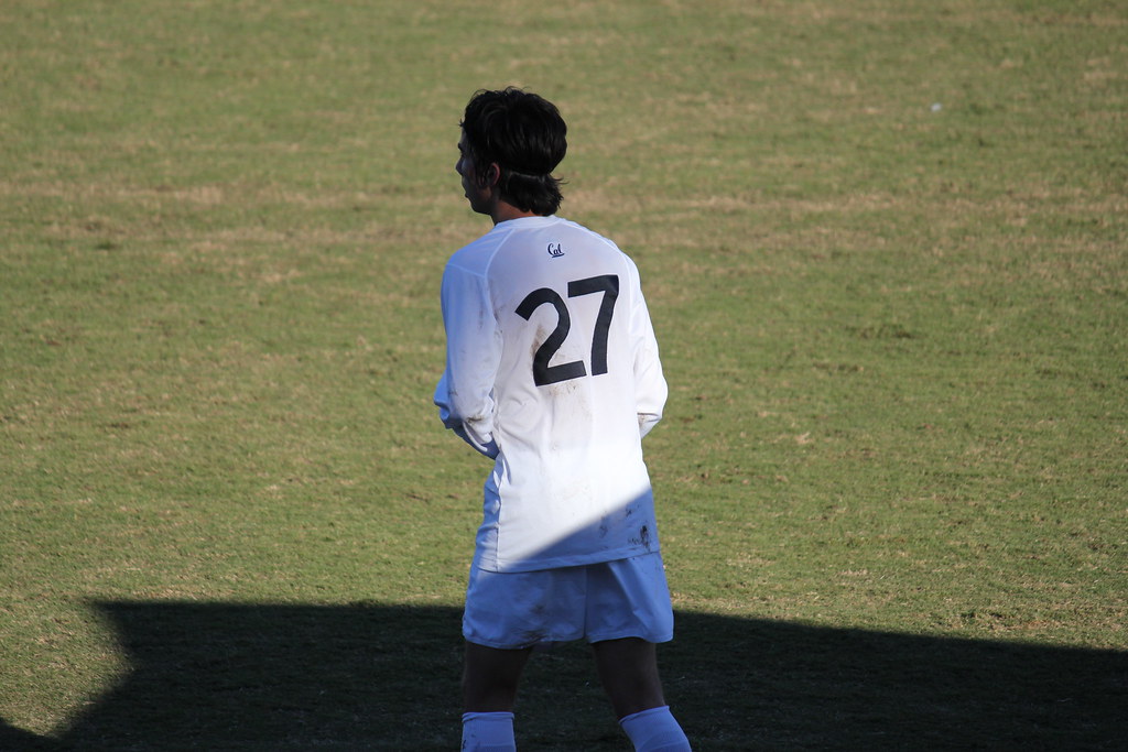 IMG_0721 Cal midfielder Chris Ortega with the throw in dur… Flickr