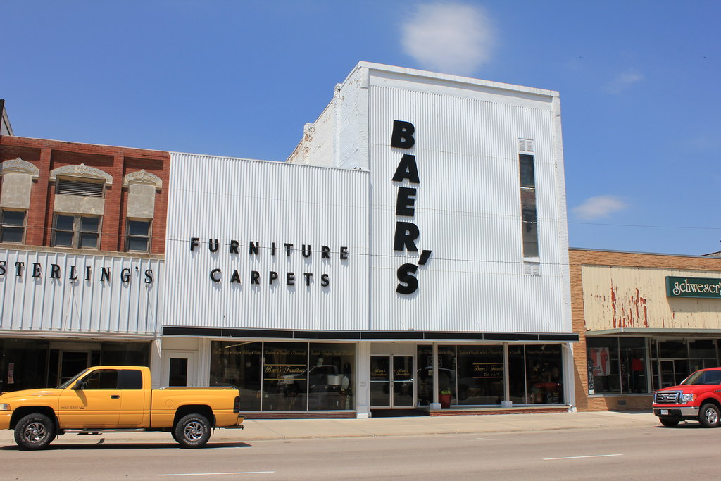 Baer's Furniture & Carpets York, NE Tom McLaughlin Flickr