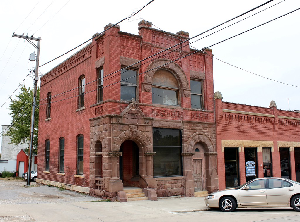 Bank Building Schaller, IA Tom McLaughlin Flickr